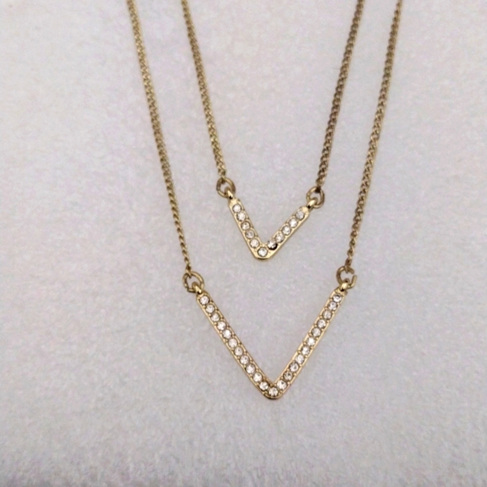 Victoria's Secret necklace.
